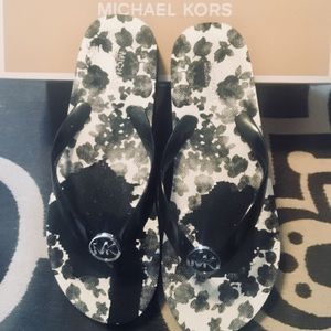 FINAL PRICE Michael Kors Jelly Flip Flops